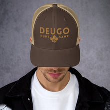 Load image into Gallery viewer, Deugo Trucker Cap - Oak&Feather